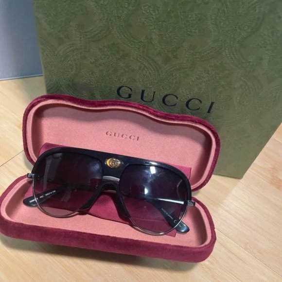 UNISEX GUCCI SUNGLASSES main image 5